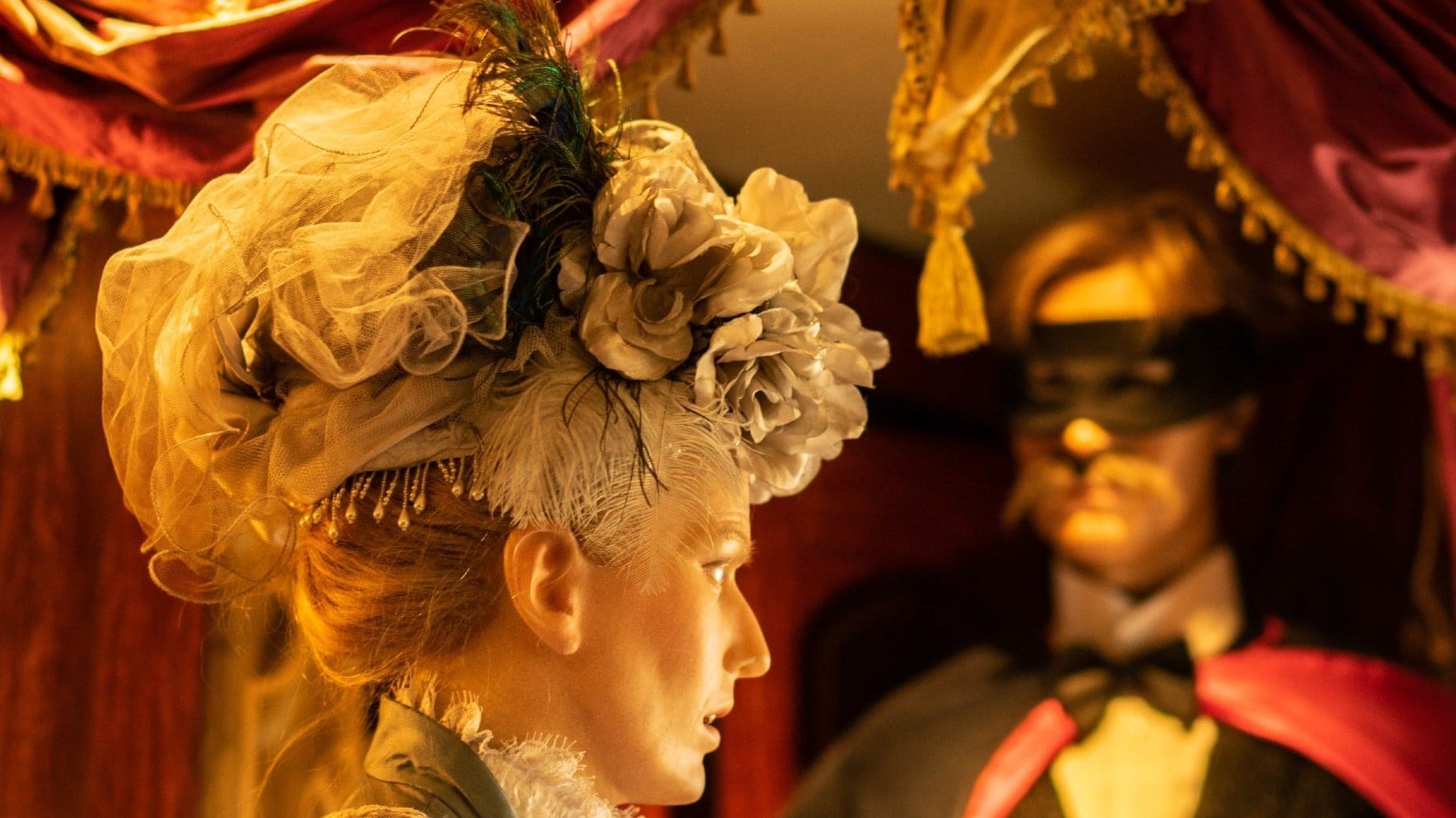 a mannequin at the Sherlock Holmes Museum 