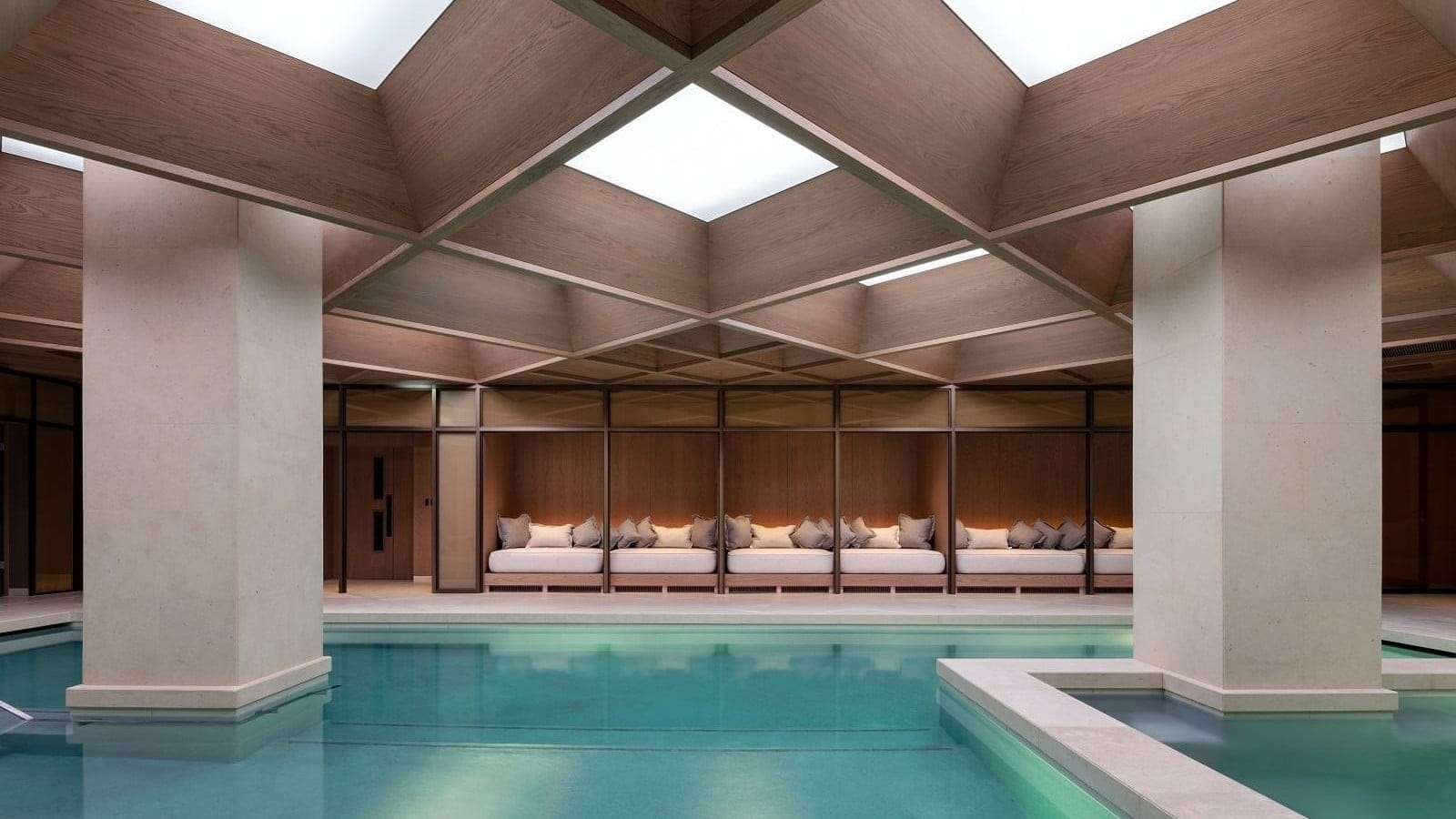 Swimming pool at The Retreat at The Londoner spa