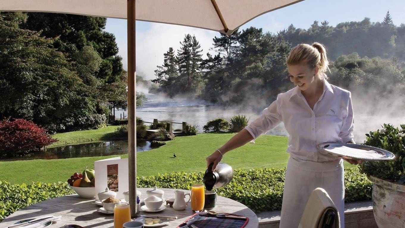 Hotel review What We Love' - Huka Lodge - 0