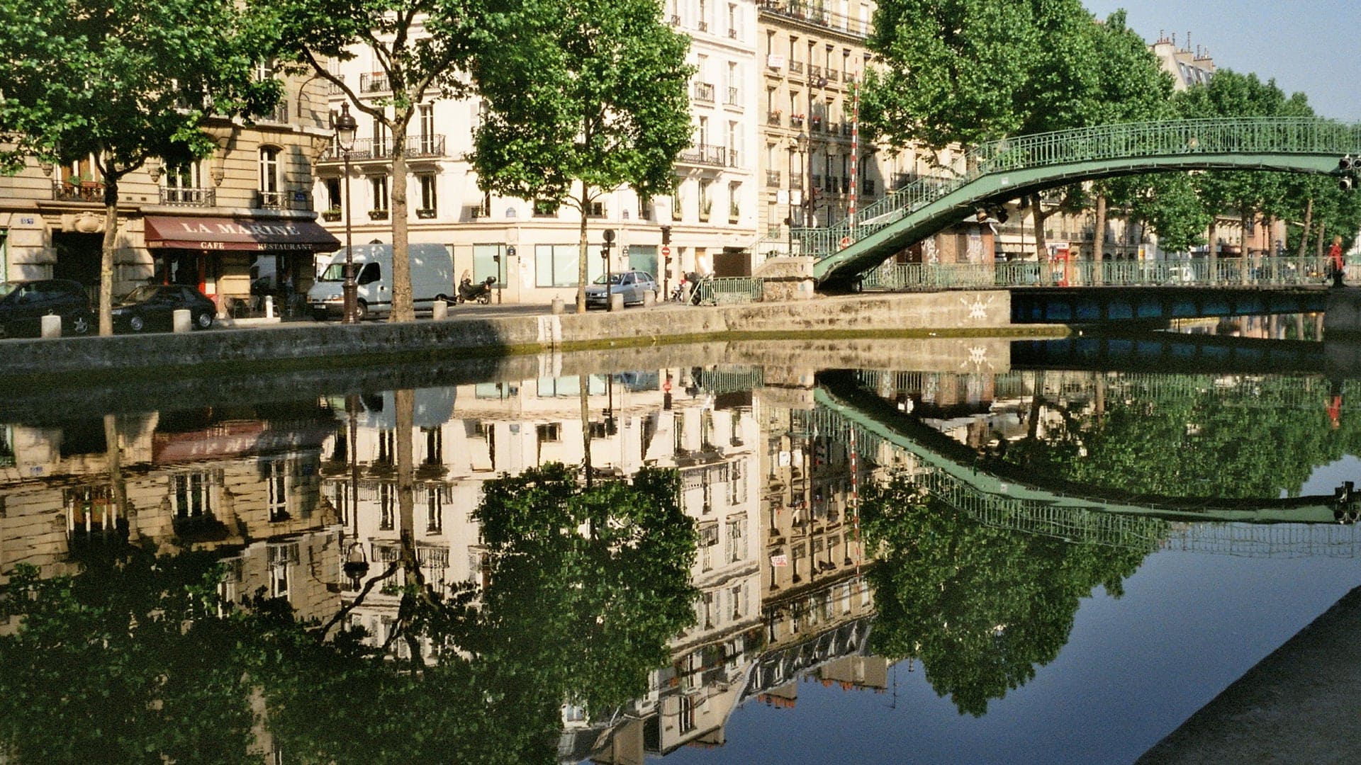 Canal Saint Martin at day