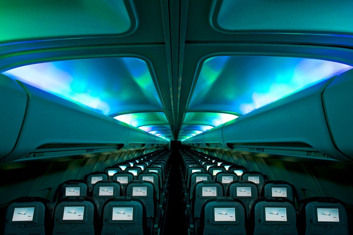 Titta in i Icelandairs norrskensflygplan "Hekla Aurora"