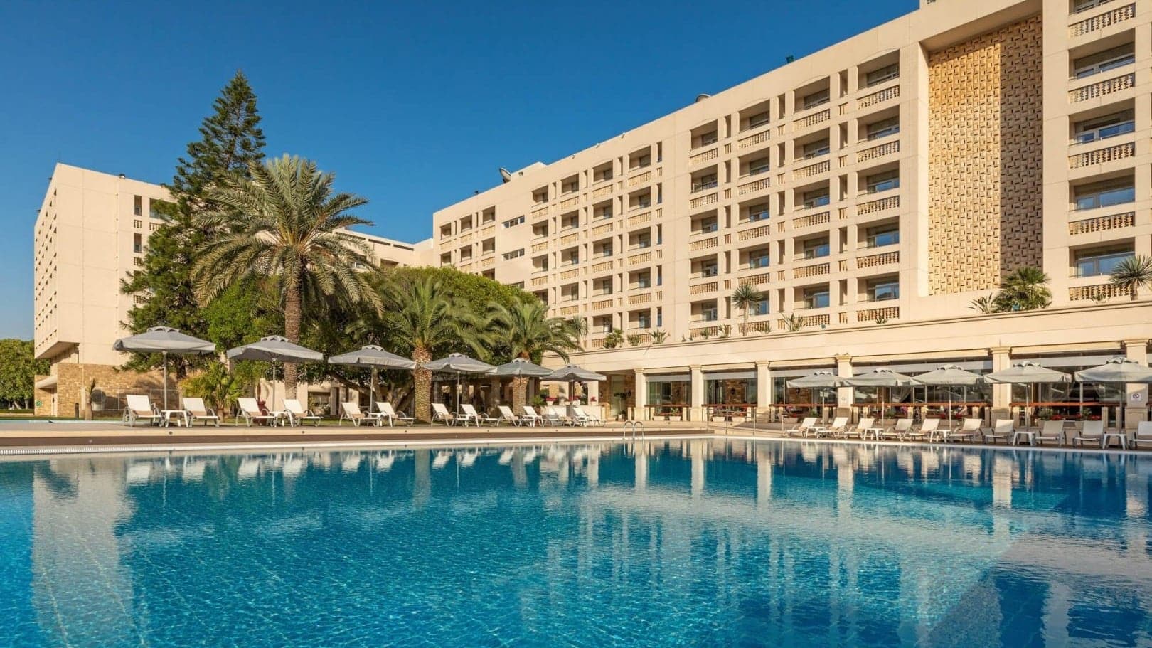 Hotels Toplists - The Best Luxury Hotels in Cyprus