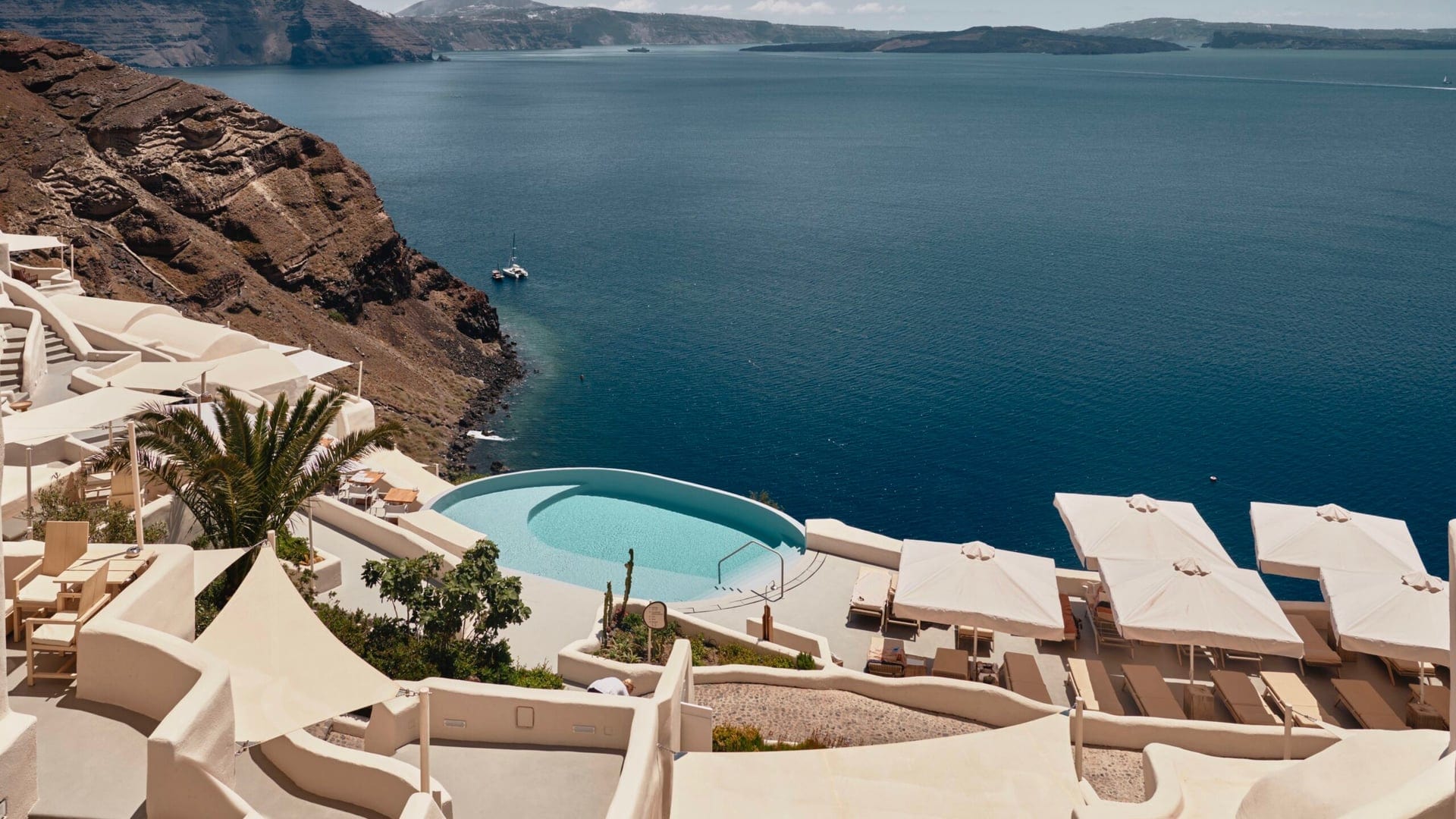 Hotels Toplists - 10 Best Luxury Hotels in Santorini