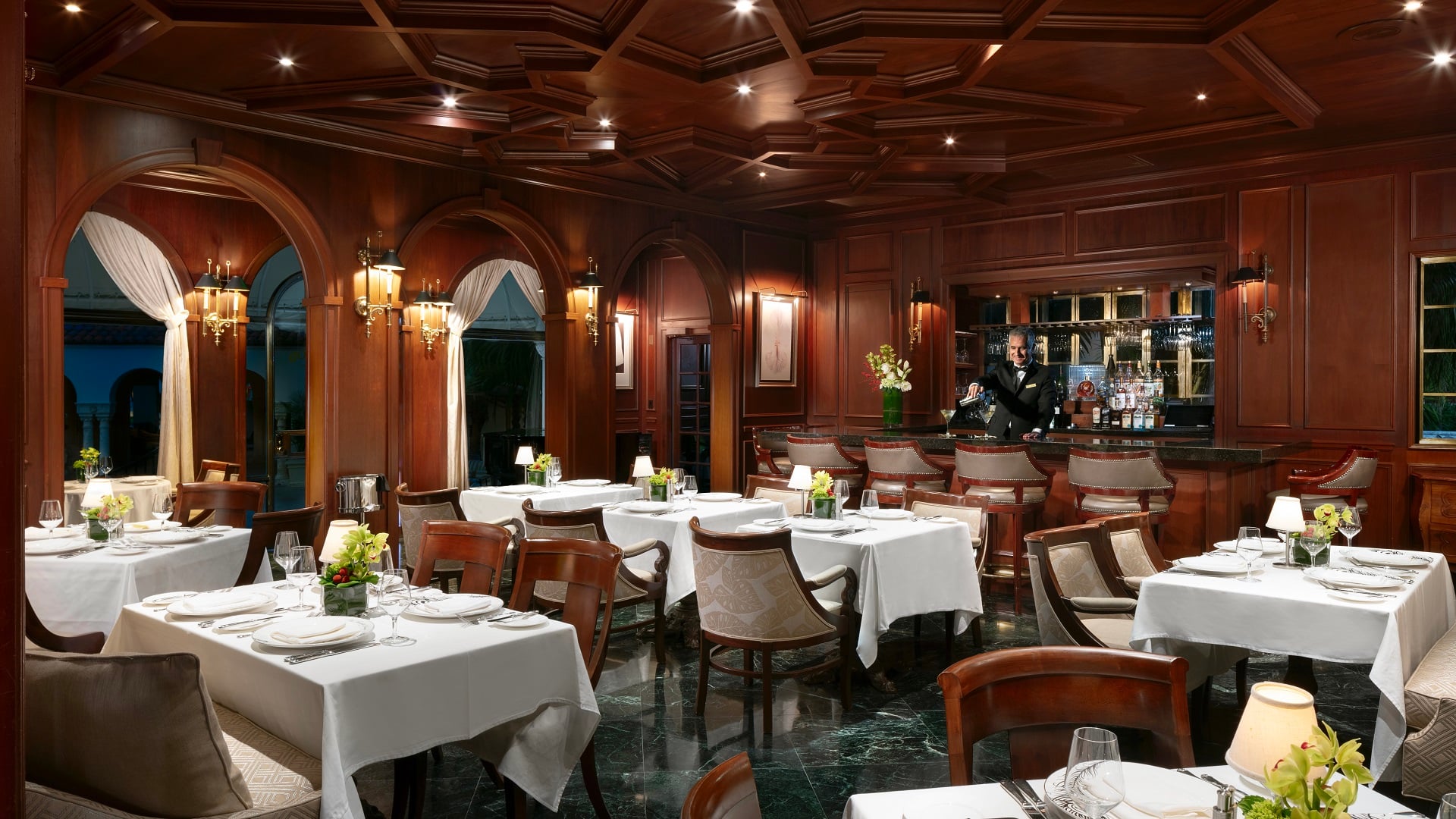 Hotel review Restaurants & Bars' - Fisher Island Club and Hotel - 1