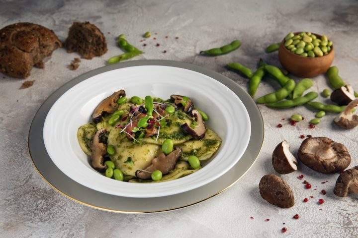 Emirates celebrates Veganuary by adding plant-based options to its January menus - 3