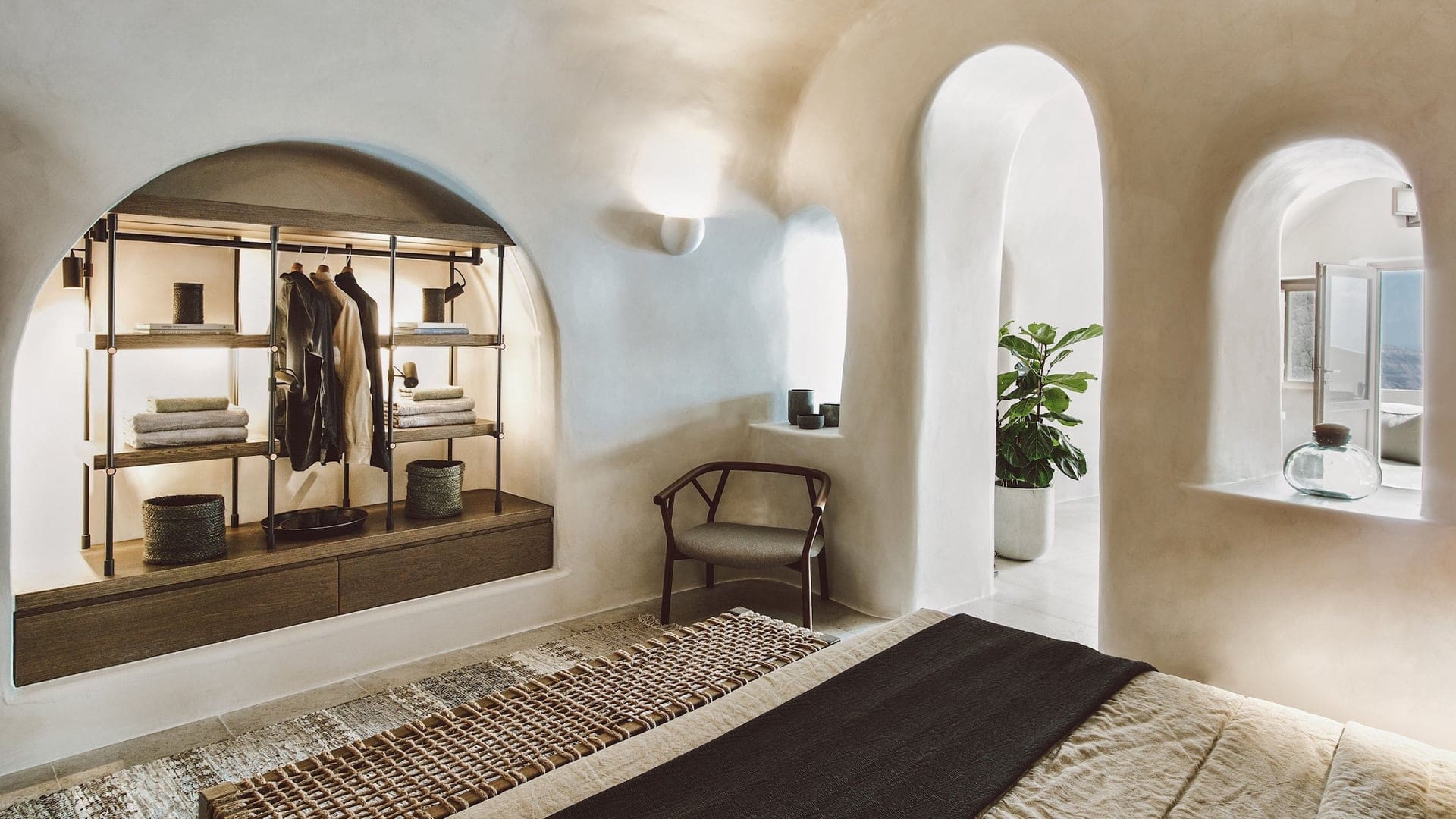 Hotels Toplists - 10 Best Luxury Hotels in Santorini