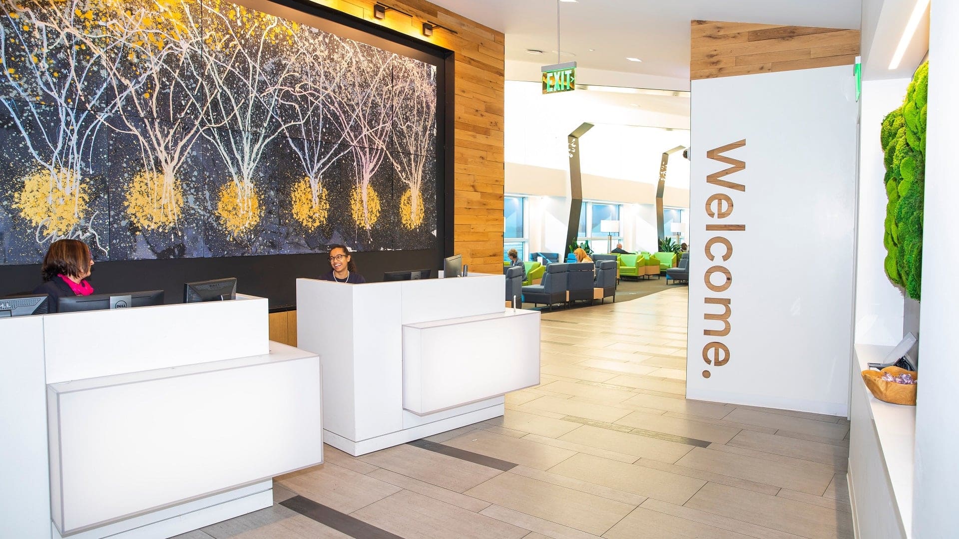 Airline review Airport experience - Alaska Airlines - 2