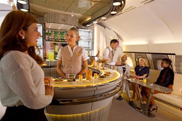 Emirates uppdaterar loungerna ombord sina A380 - 2