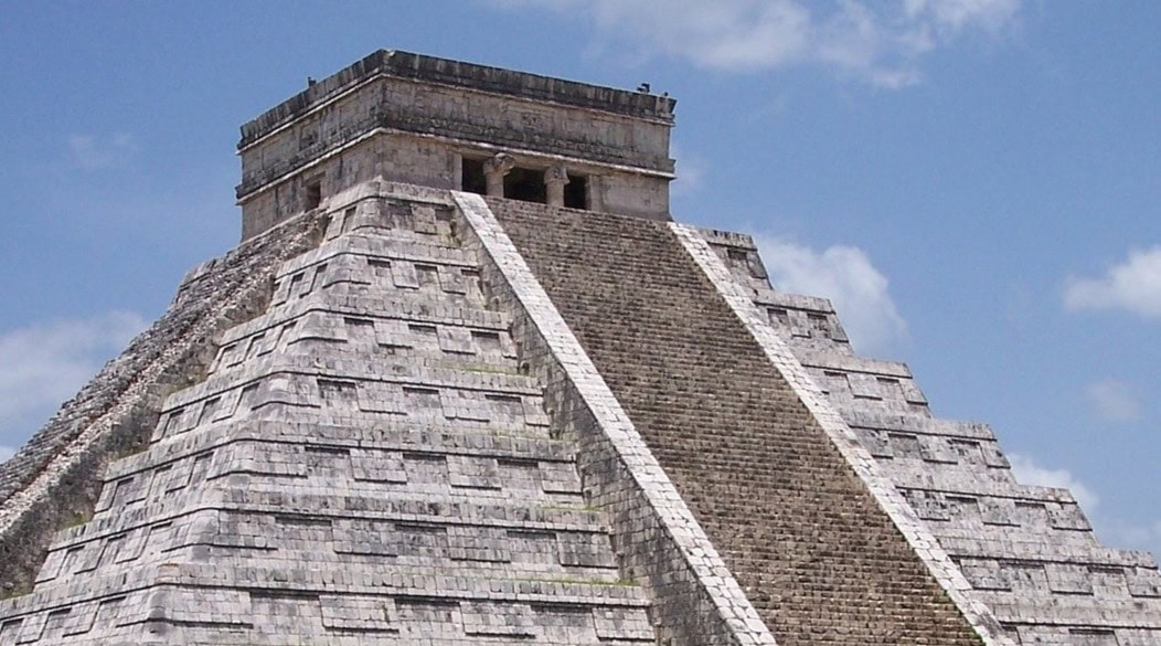 Lifestyle Toplists - 17 Bucket List Destinations - Wonders of the World!