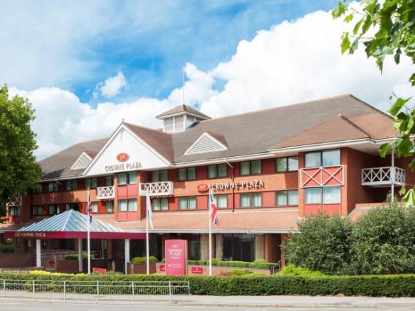 Crowne Plaza Reading reopens restaurant after make-over - 2