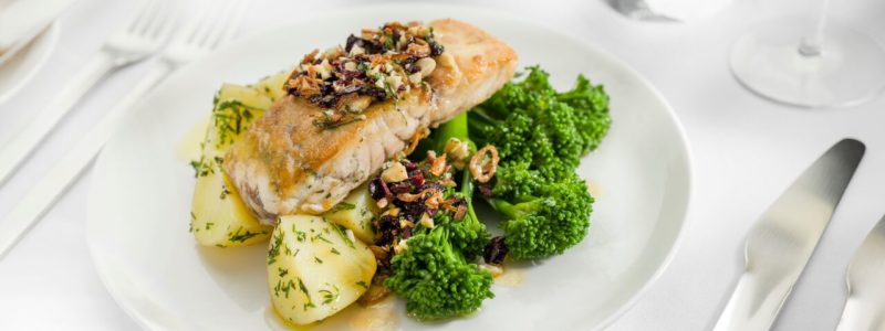 Qantas Teams Up With Scientists For Healthy New Menu On Flights Between London And Perth
