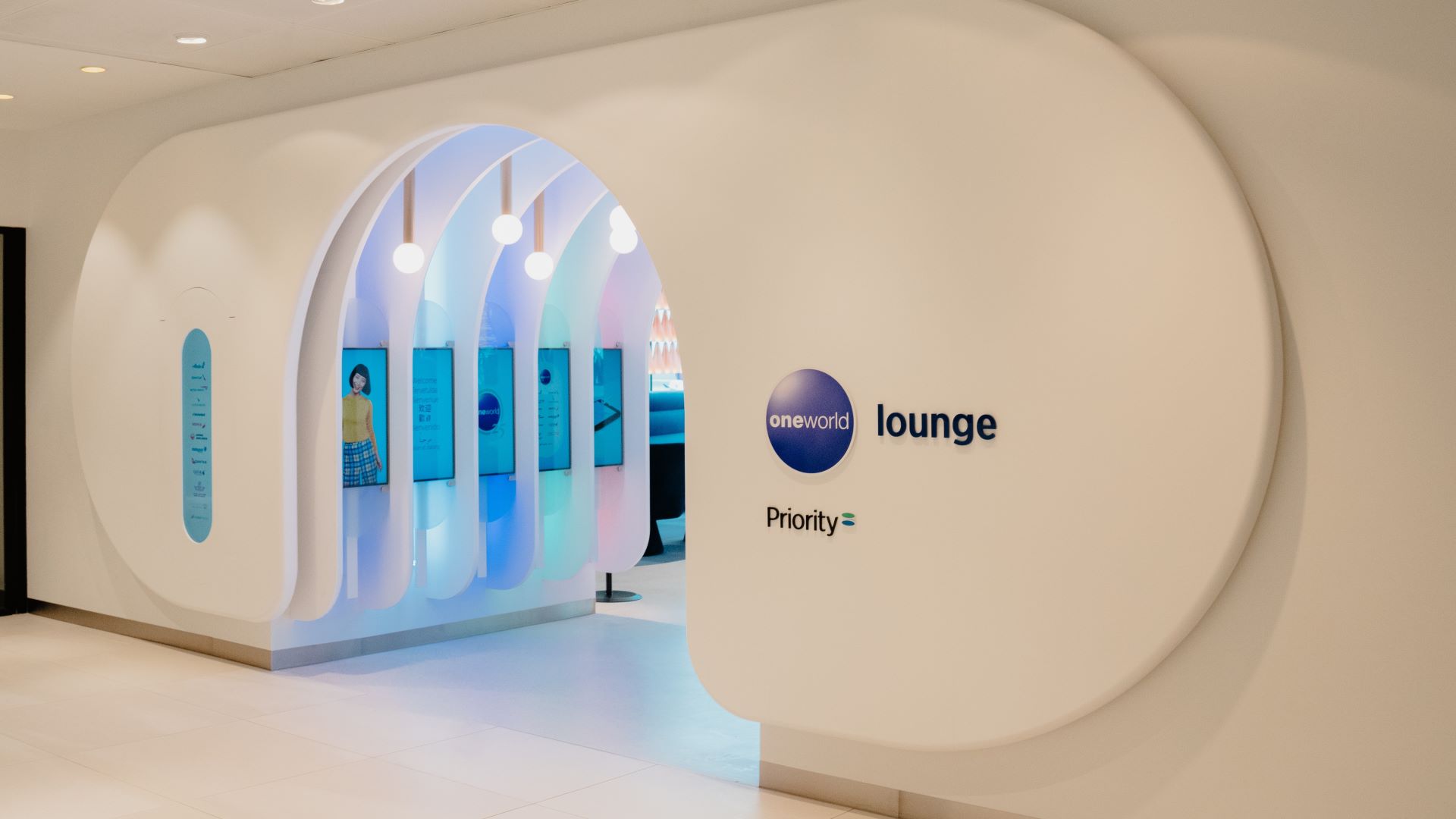 oneworld opens lounge in Amsterdam's Schiphol Airport