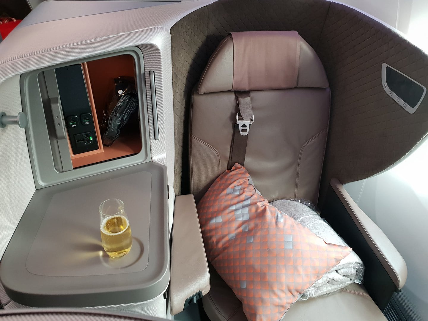 Medlemsrecension: Singapore Airlines nya regional businessclass på Boeing 787-10