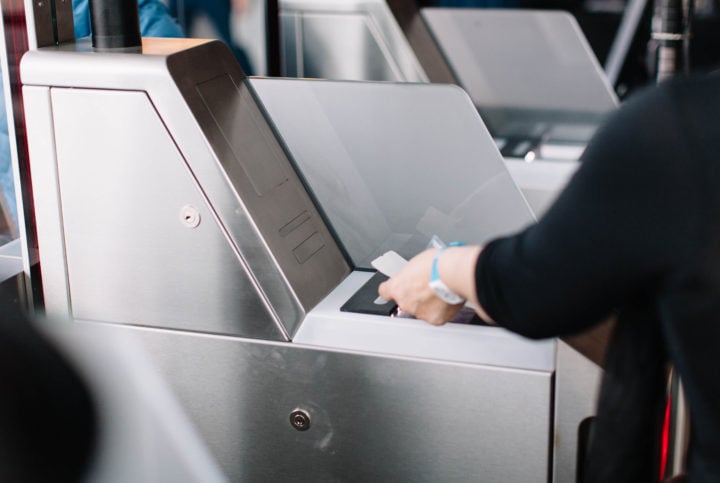 British Airways debuts self-service boarding gates