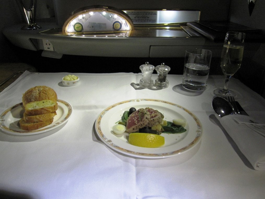 Det lyxigaste flygindustrin kan erbjuda? En test av Emirates svit i första klass - 10