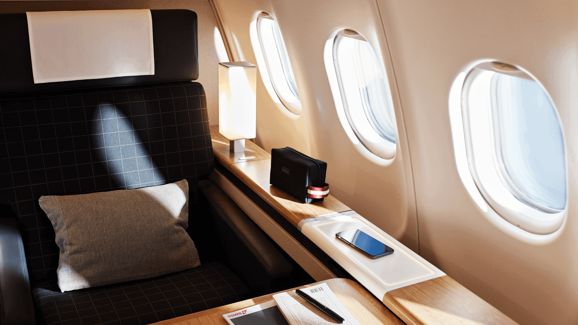 Airline review Cabin & Seat - SWISS - 0