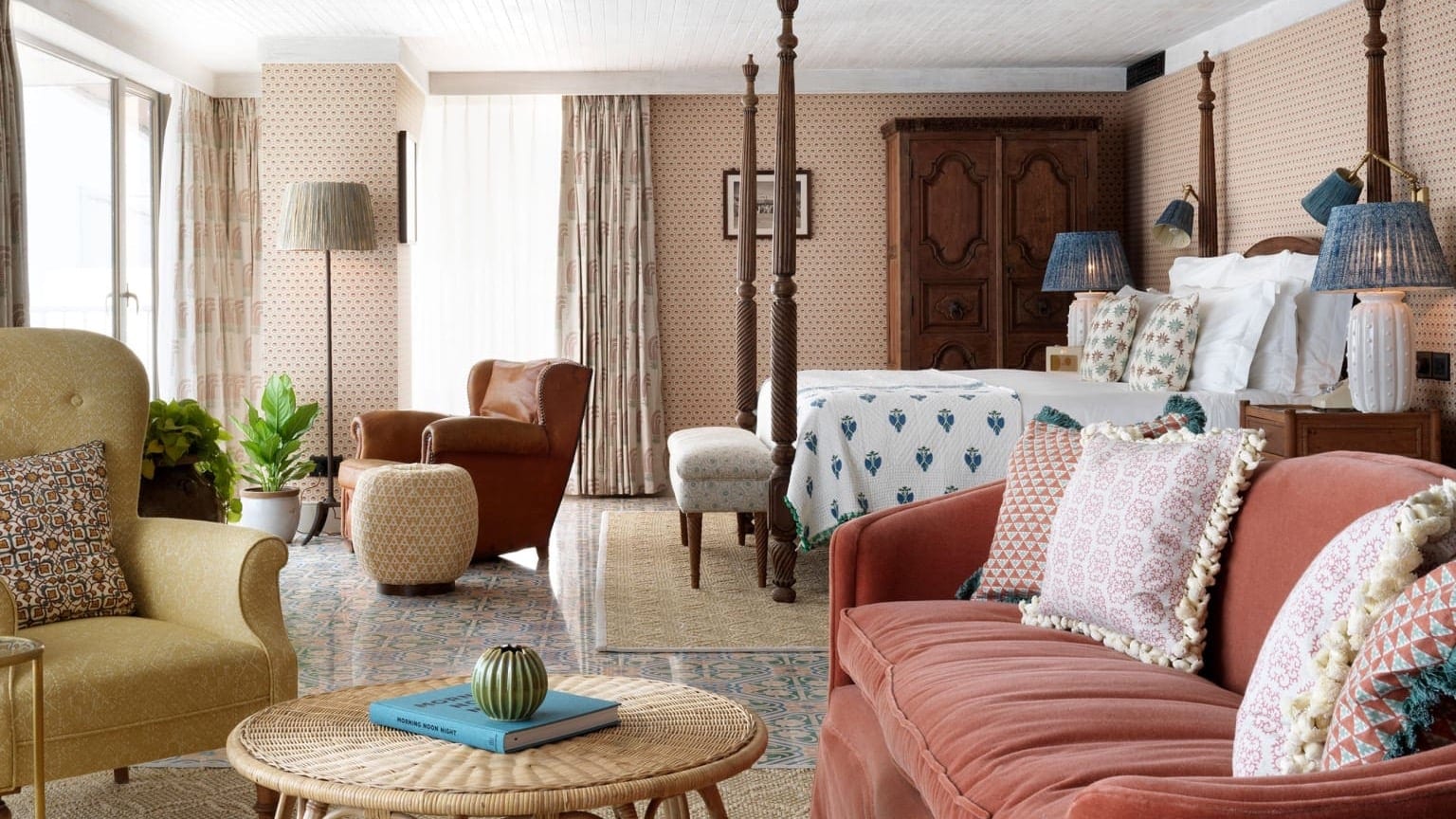 5 star luxury hotel Soho in Mumbai.