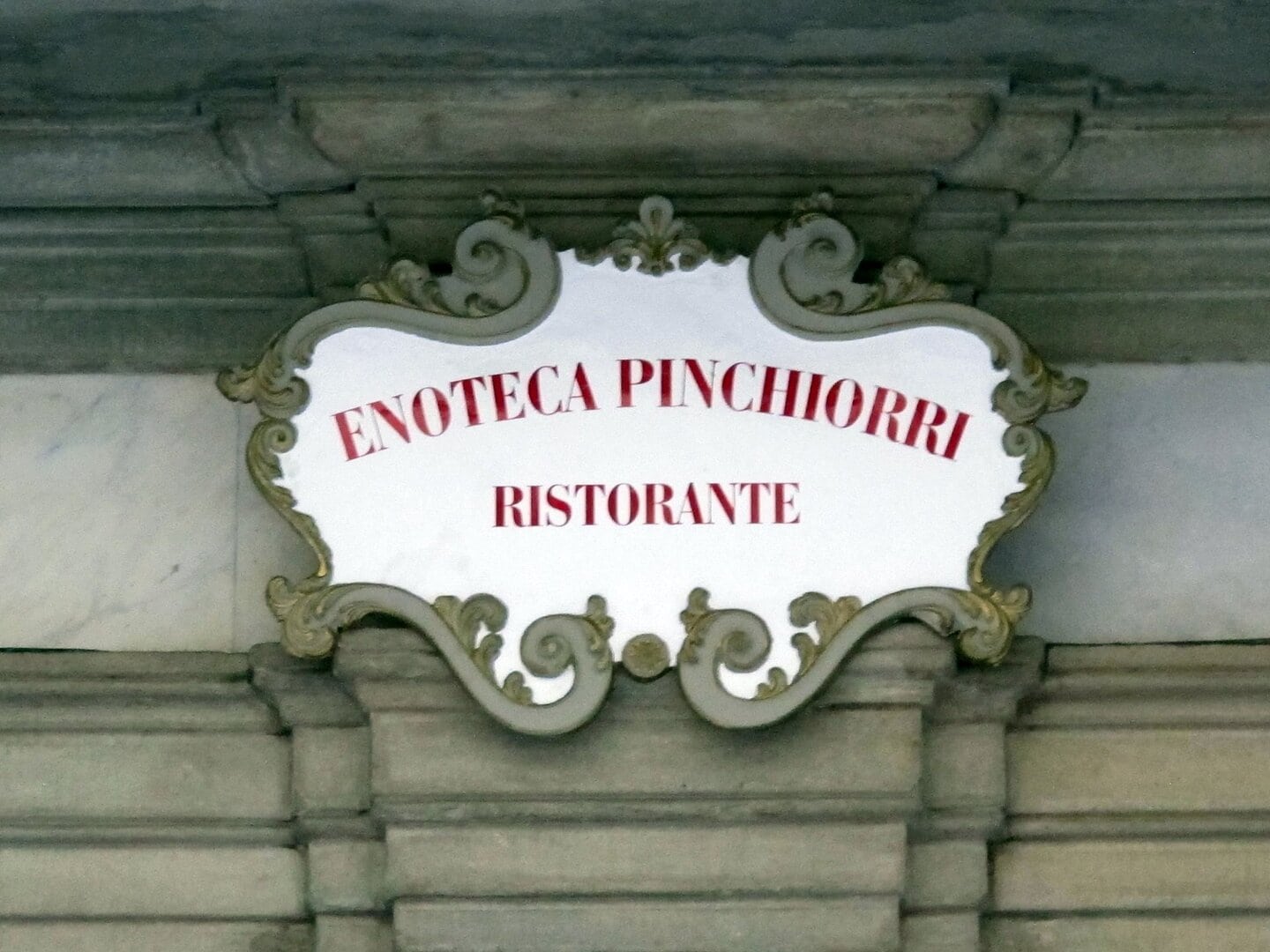 Enoteca Pinchiorri, från vinbar till tre stjärnig restaurang