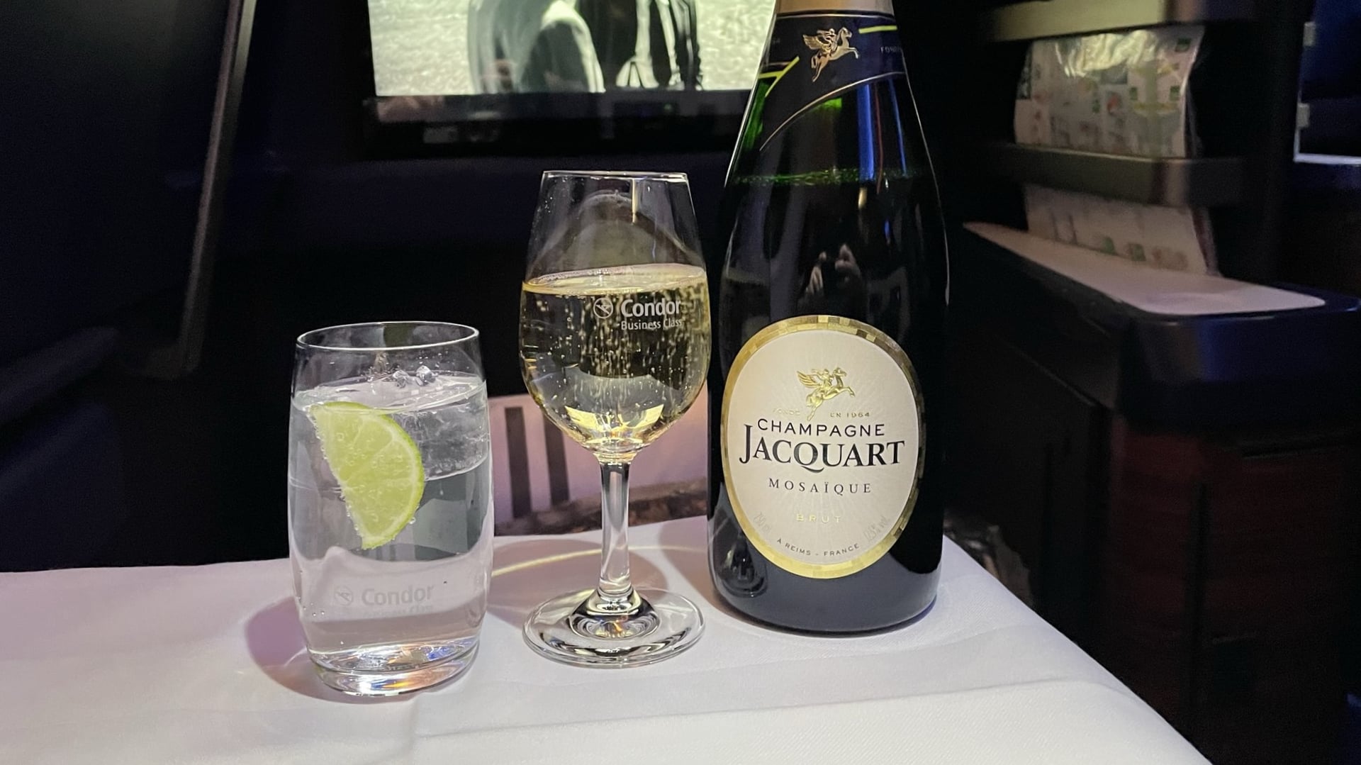 Airline review Beverages - Condor - 10