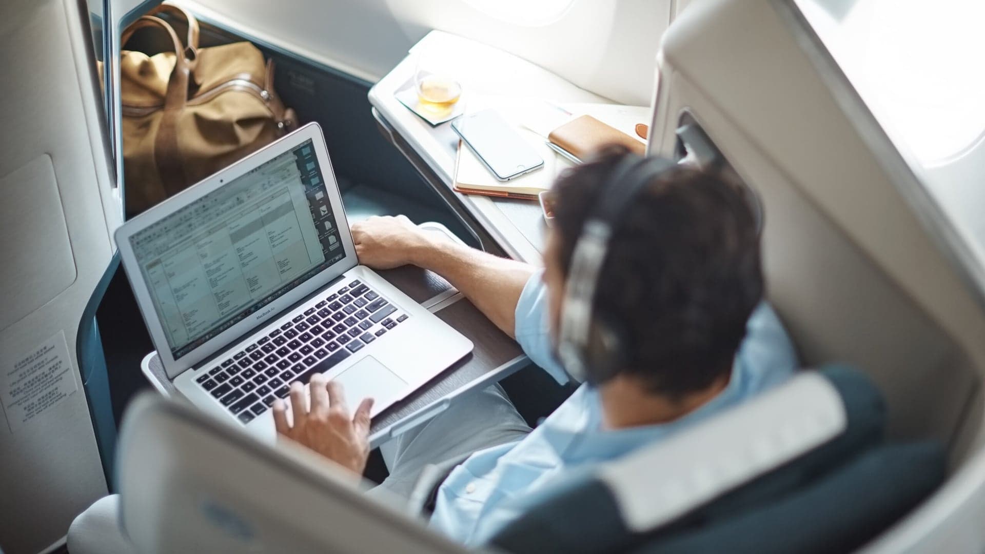 Airline review Entertainment - Cathay Pacific - 2