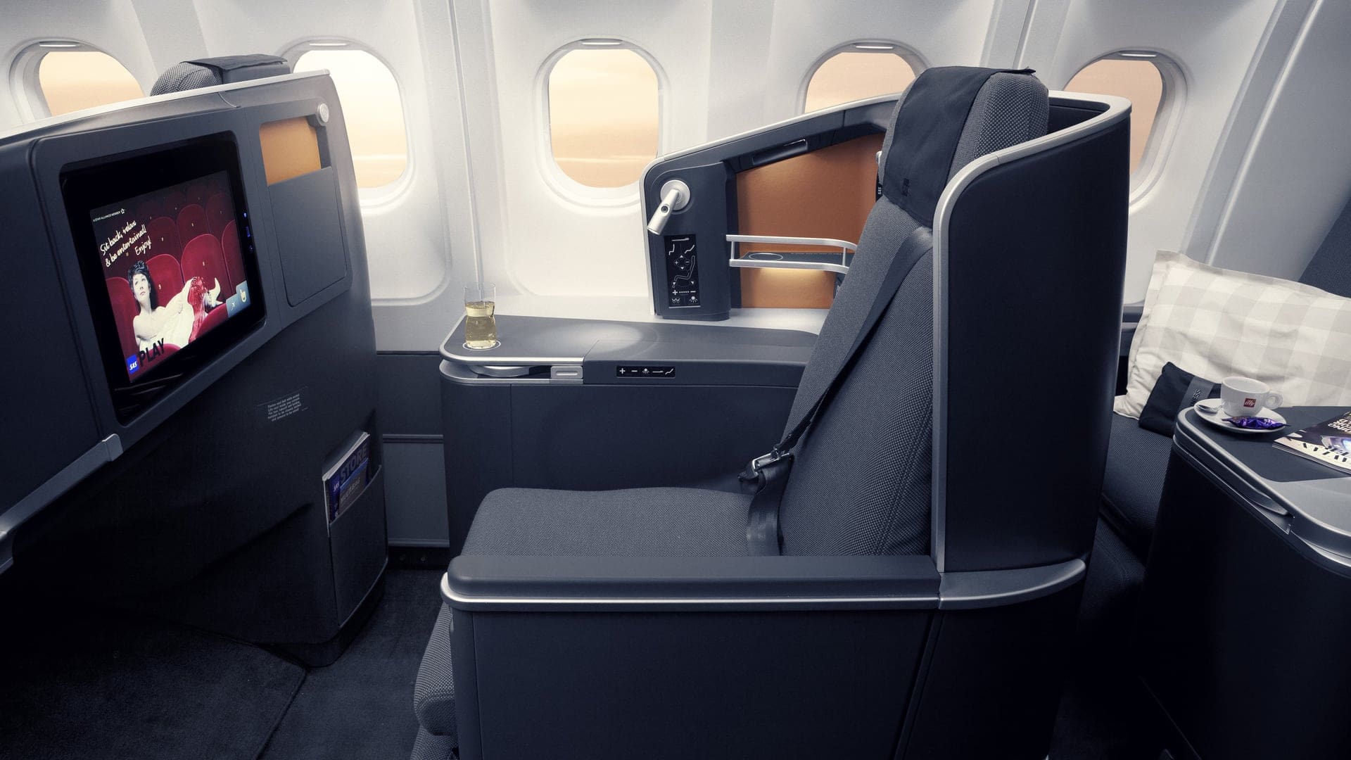 Airlines News - Become a SAS EuroBonus millionaire this year!