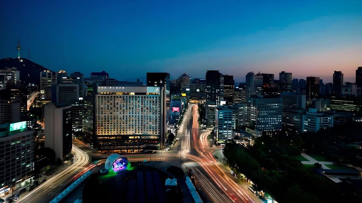 outside of The Plaza Seoul, Autograph Collection seen at night