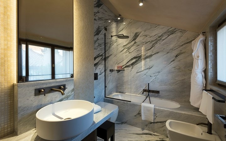 Ett palats i Venedig som blev till hotell - och vilket hotell det blev. - Rummen: Individuell design och diskret lyx - 1