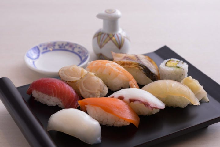 First Class Dining: Designer Tableware at 30,000 feet - 4