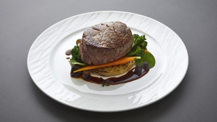 Qatar Airways lanserer nytt serveringskonsept for First og Business Class - 1