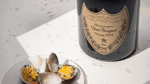 Airlines News - Emirates - only the finest Champagnes will do