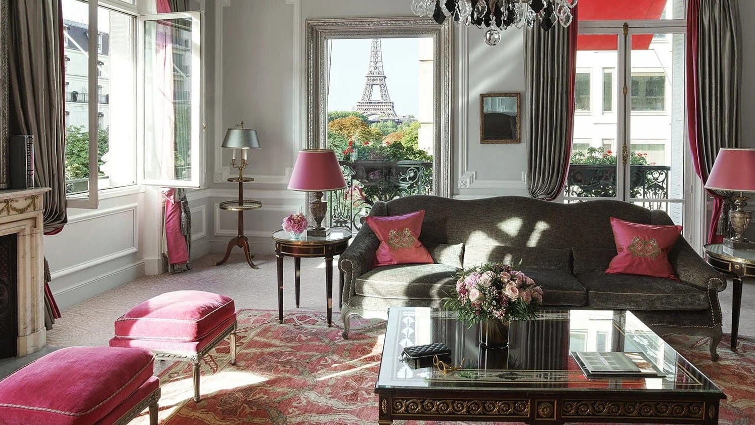 Lifestyle Toplists - Emily in Paris - her guide to the City of Light