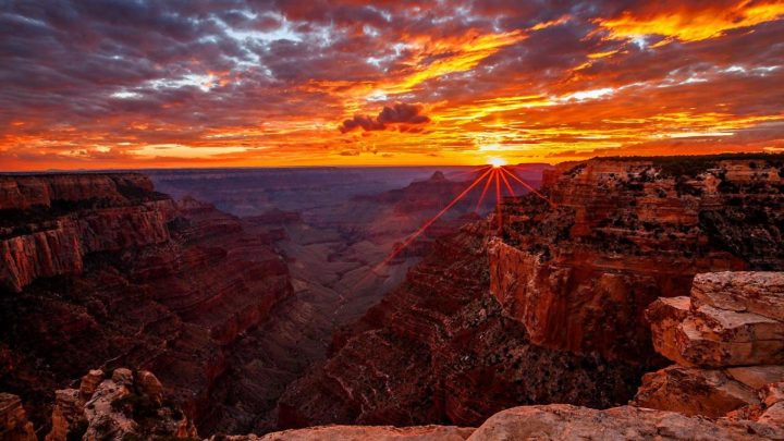 Flotte steder å oppleve solnedgang - Grand Canyon, USA: Naturens teater ved solnedgang