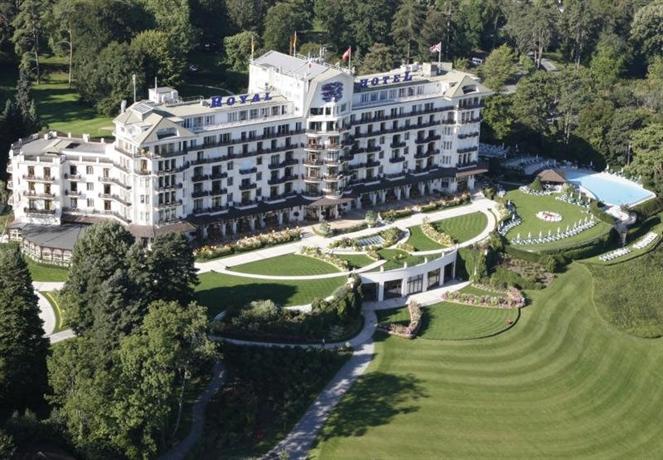 Visit a French "Palace" this winter