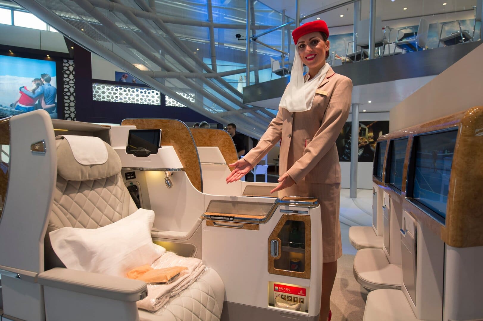 Emirates præsenterer nyt business class-sæde på messen ITB i Berlin