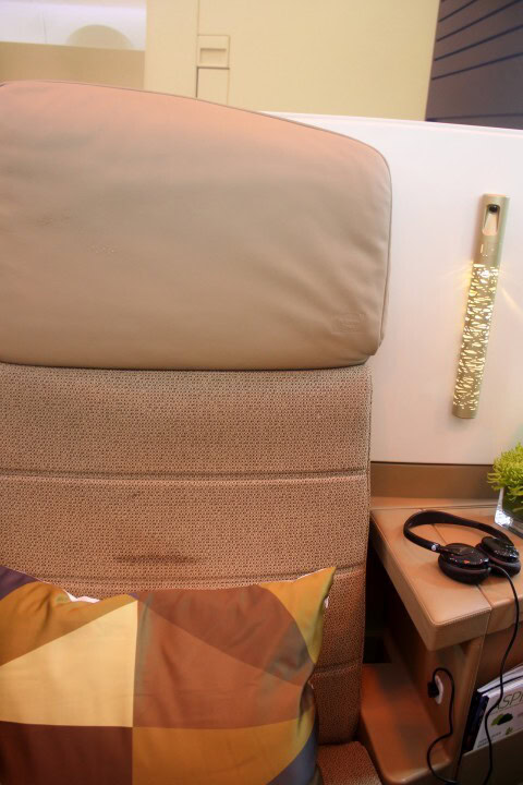 More unique pictures of Etihad's new business seat ‘Business Studio’ - New design and more privacy - 3