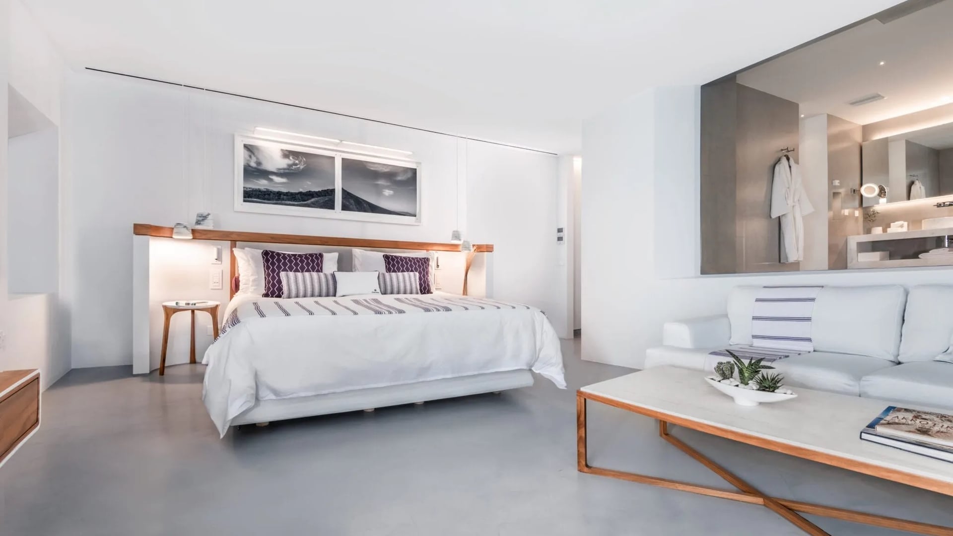 Hotels Toplists - 10 Best Luxury Hotels in Santorini