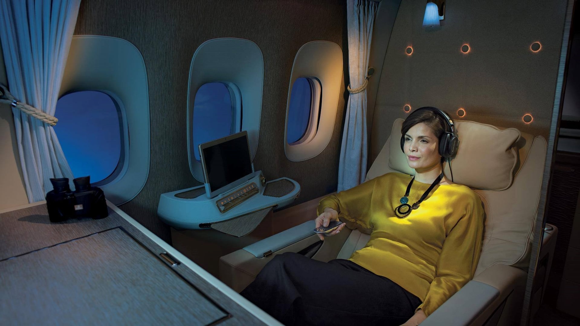 Airline review Entertainment - Emirates - 1