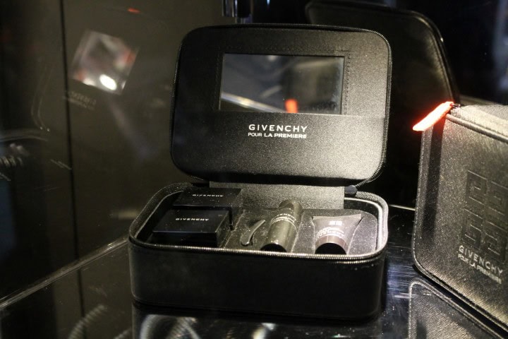 Air France's new first class - La Première 'A Designer Suite' - New chinaware, new amenity kit and new uniform for the staff - 3