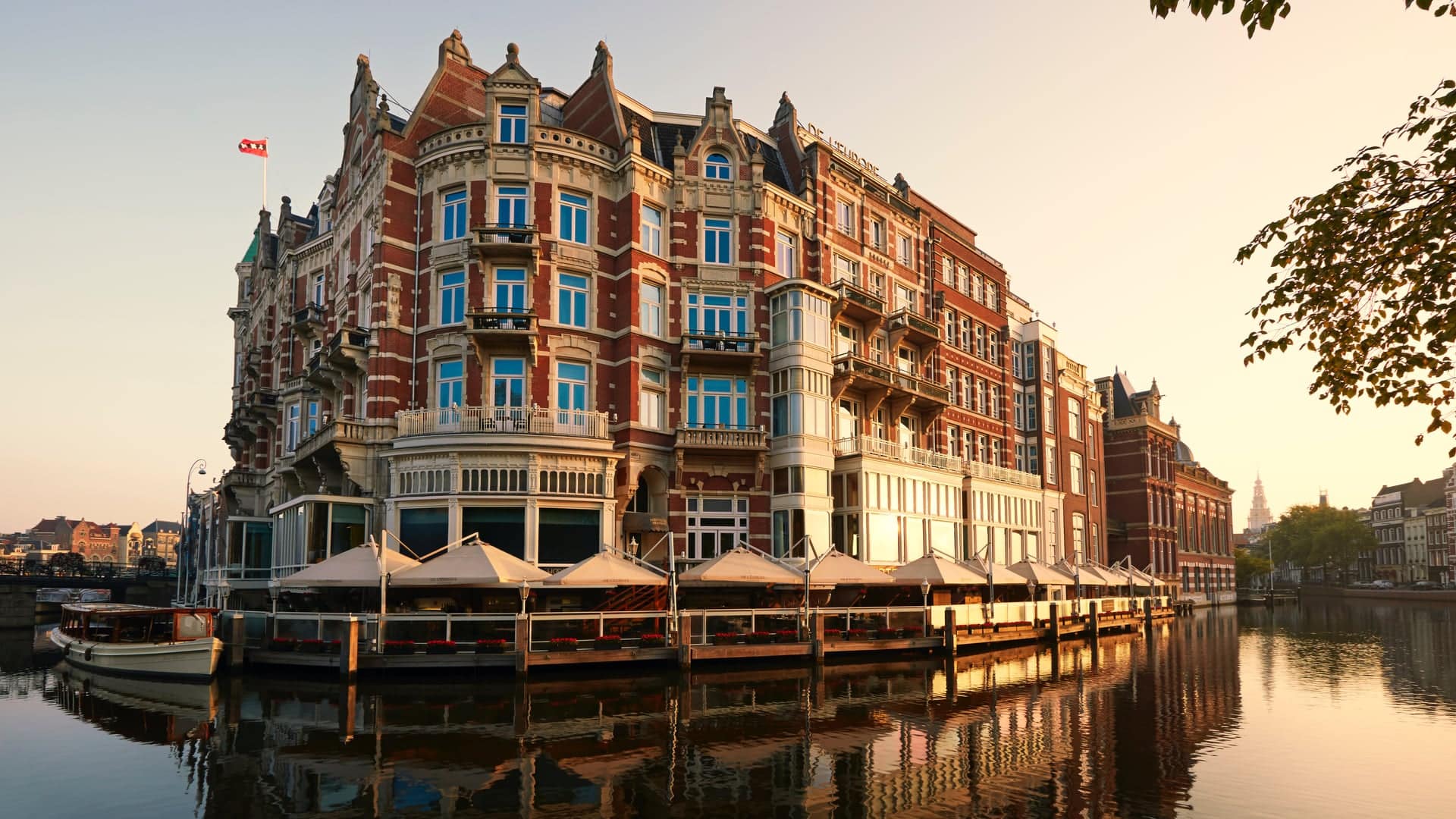hotel deleurope seen from the river