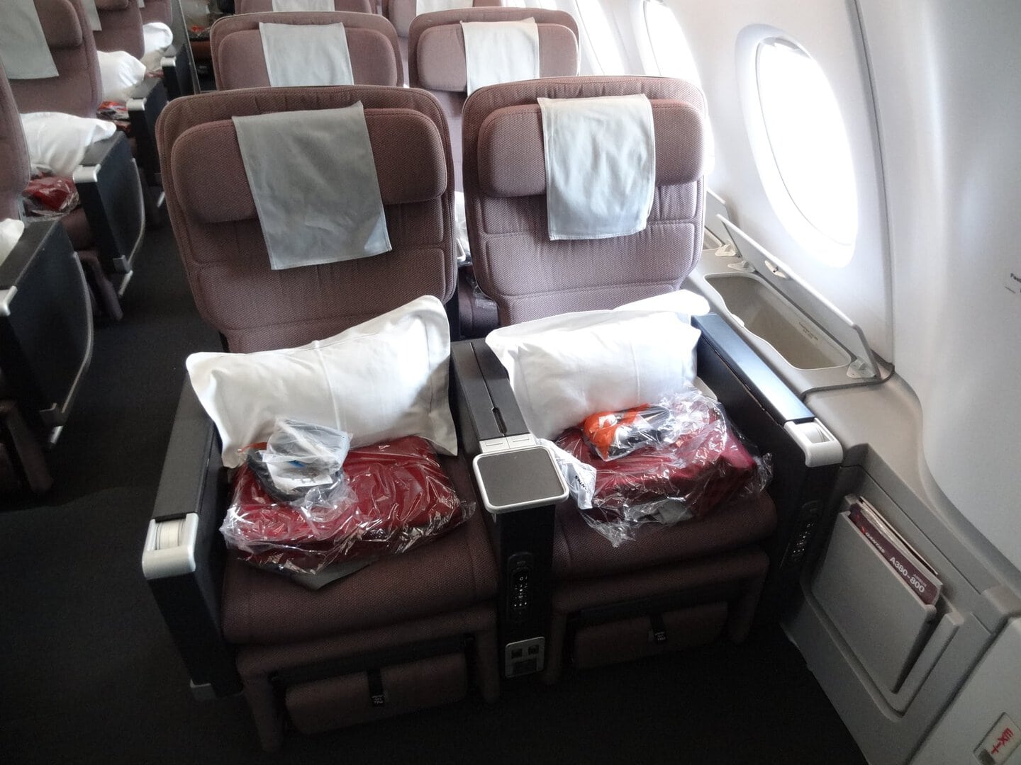 Qantas Airbus A380 Premium Economy, London - Dubai