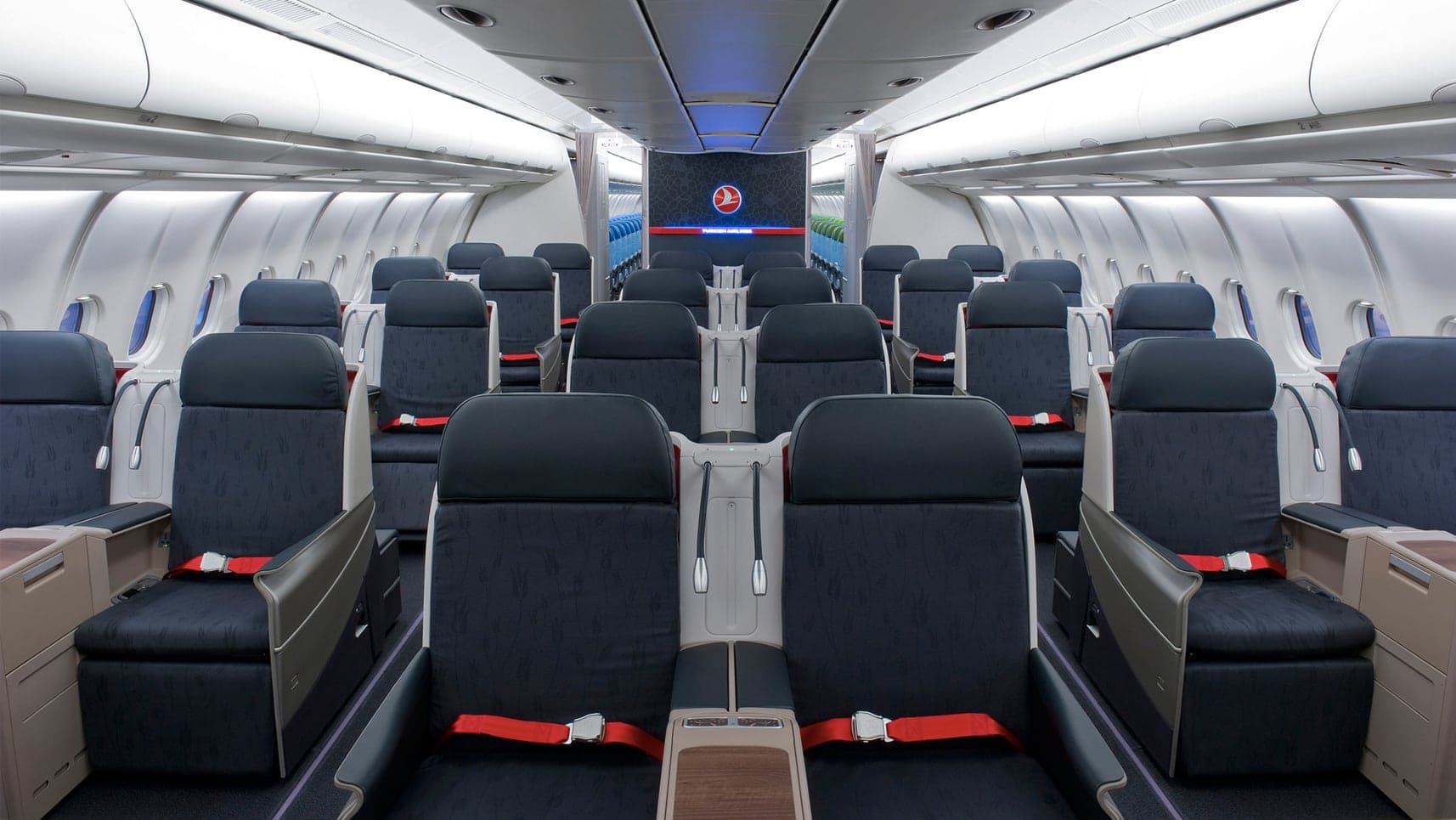 Airline review Cabin & Seat - Turkish Airlines - 8