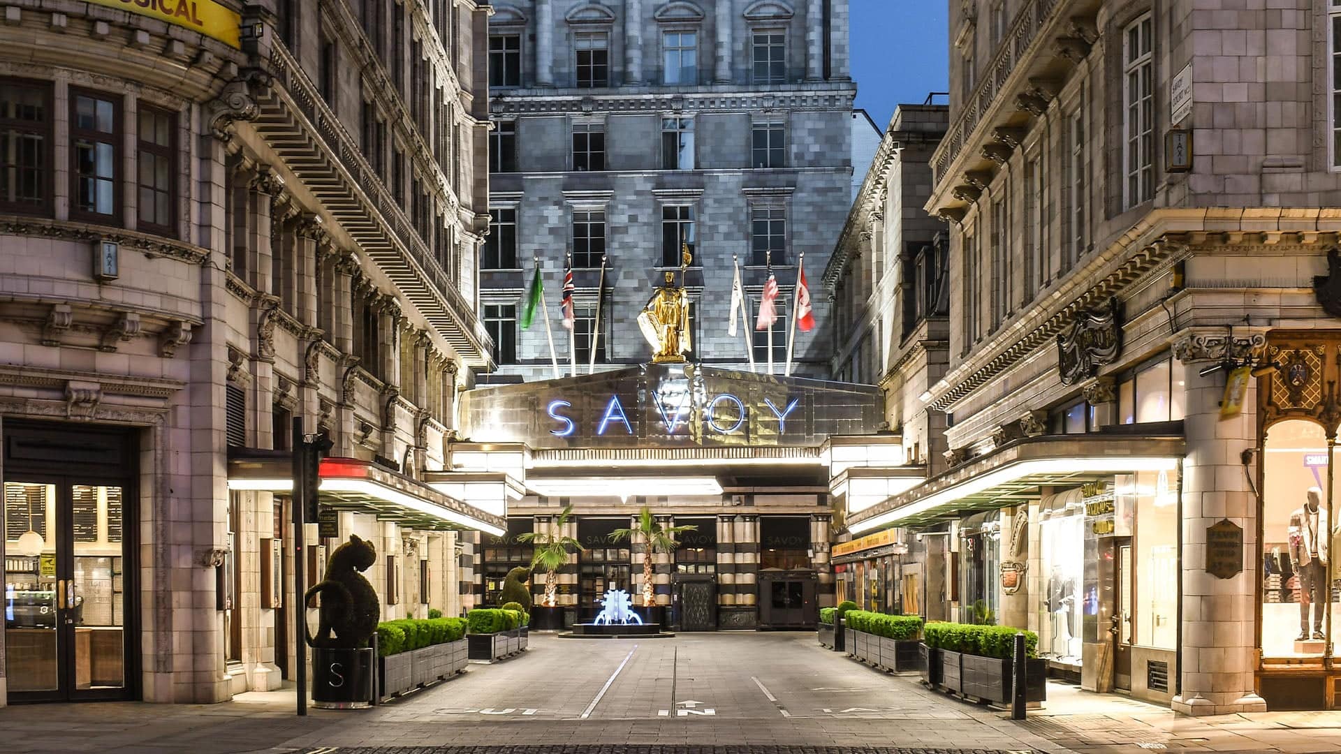 Front entrance of the savoy london 