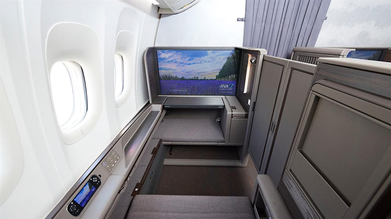 Airline review Entertainment - ANA - 3