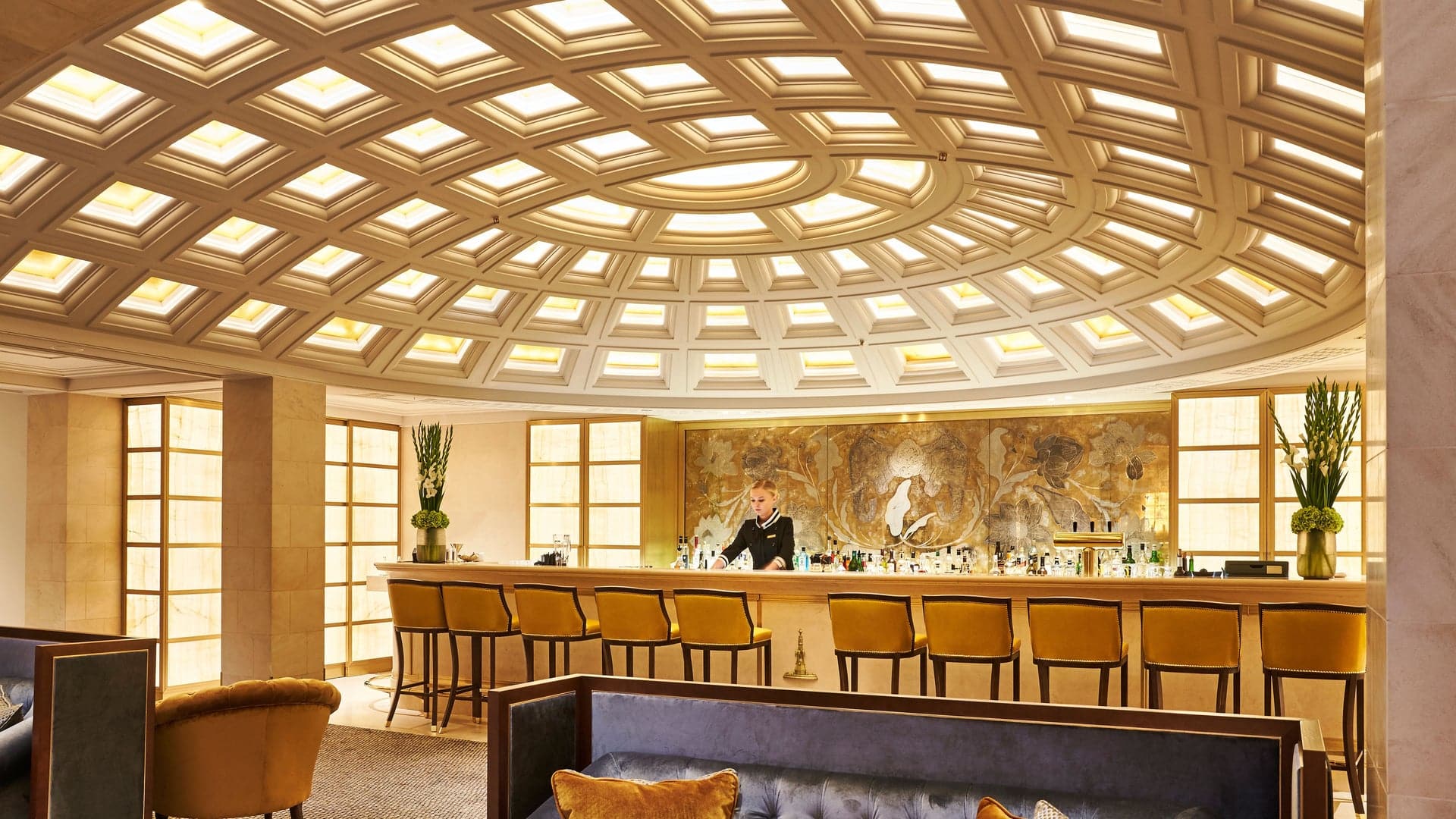 Hotels Toplists - Queen Elizabeth II - Her Majesty's Favourite Hotels