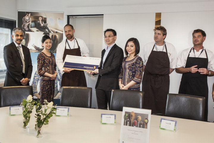 Singapore Airlines arbejder sammen med Michelin-kok  Mikkel Maarbjerg komponerer nye menyer til Singapore Airlines