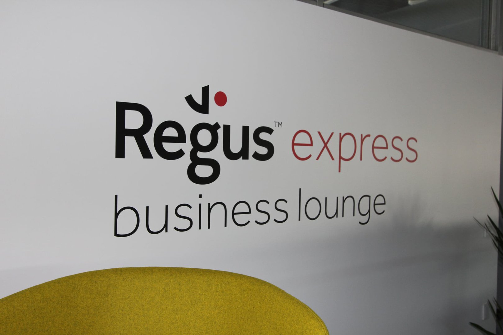 Kom med på et første kig ind i Regus Express kontorhotel og business lounge i Københavns Lufthavn
