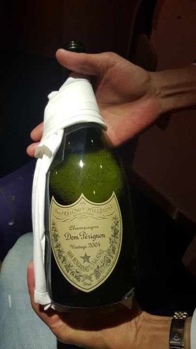 Medlemsrecension: Smekmånad i Asien del 2 - Tokyo till Singapore (Thai First mm) - 10