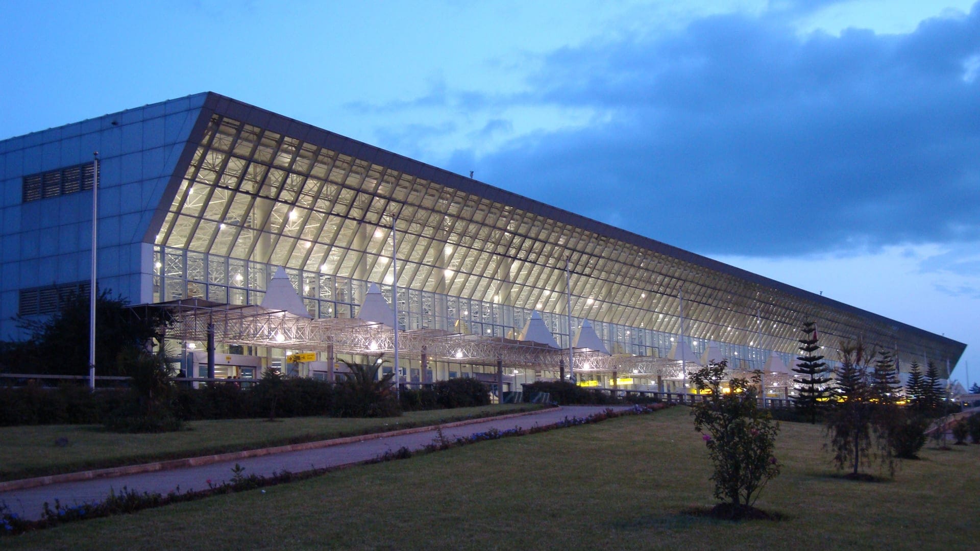 Airline review Airport experience - Ethiopian Airlines - 0