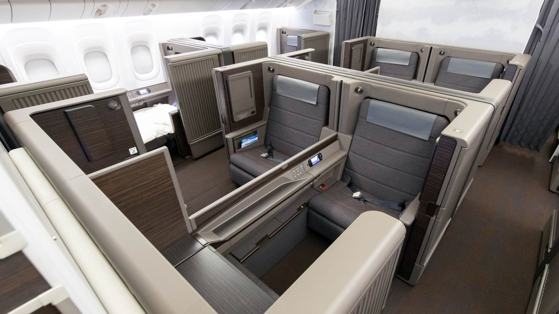 Airline review Cabin & Seat - ANA - 7