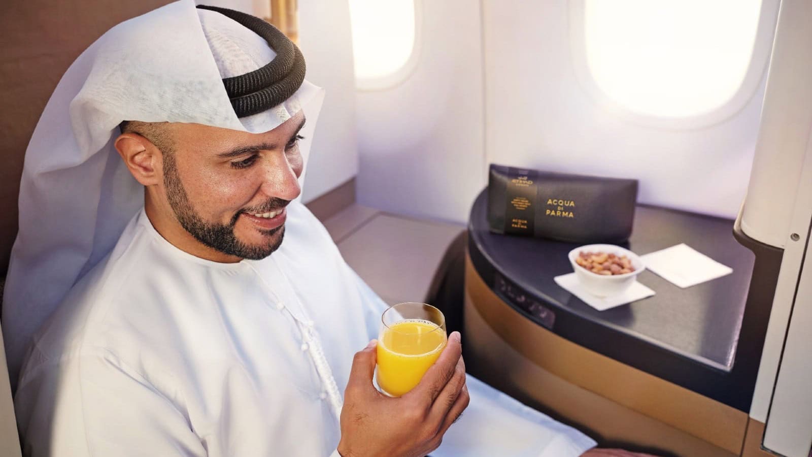Airline review Beverages - Etihad Airways - 1